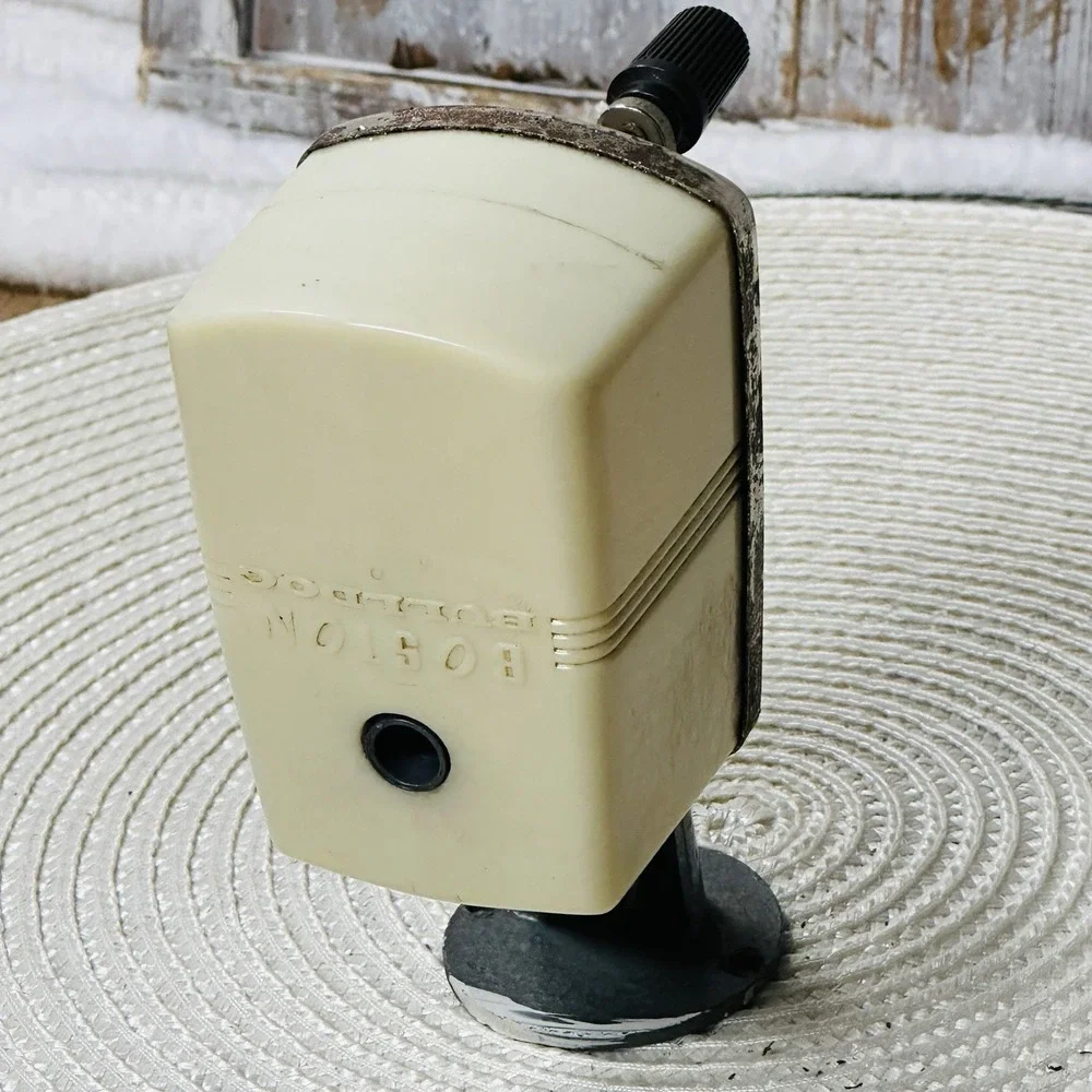 Boston Bulldog‎ Vintage Pencil Sharpener White Hopper Gray Hammertone Working